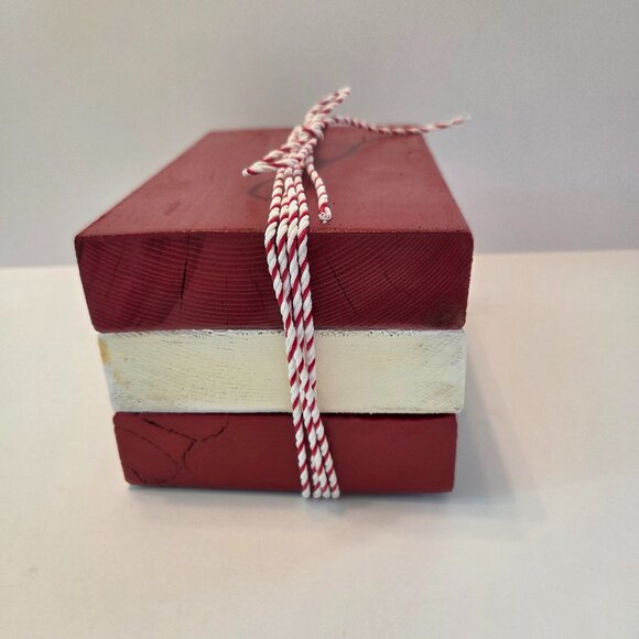 Rustic Holiday Wooden Block Décor – Hot Cocoa, Marshmallow, Peppermint – Handpai - Picture 3 of 9